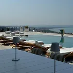 Esmi Durres