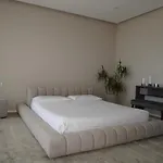 Esmi Durres Kryemëdhej