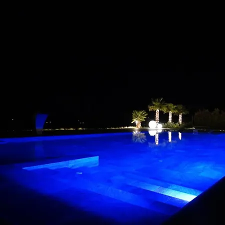 ヴィラ Esmi Durres