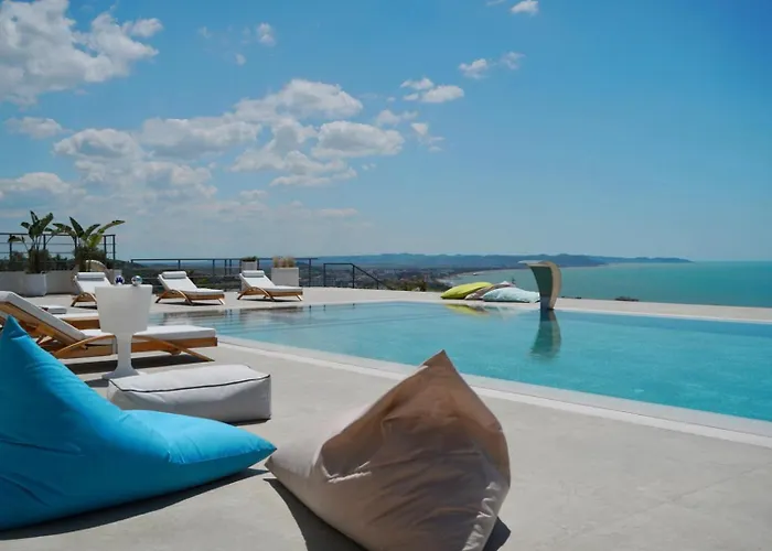 Esmi Durres Villa