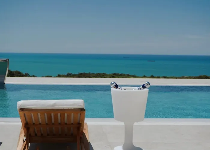 Esmi Durres Villa
