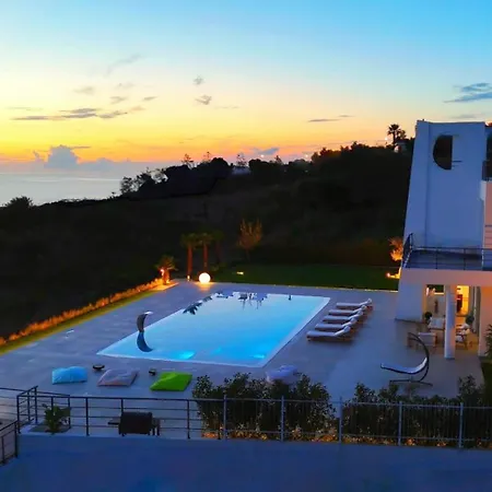Esmi Durres Villa Kryemedhej