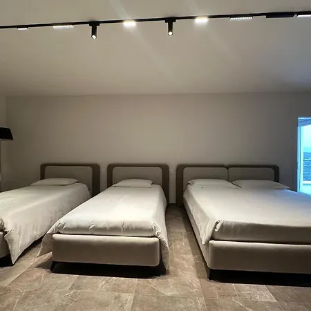 Esmi Durres Villa *