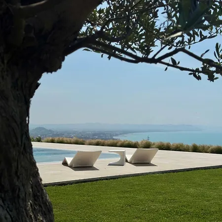 Esmi Durres Villa