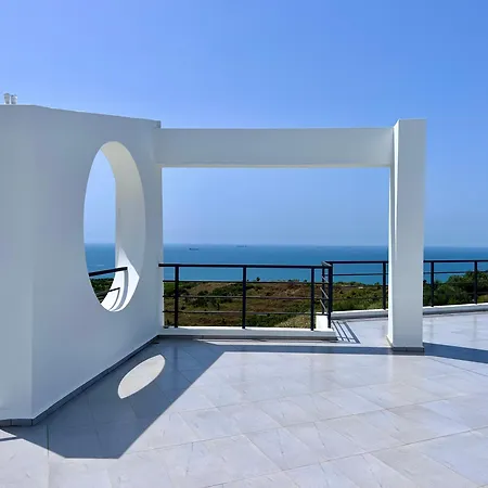 Villa Esmi Durres *