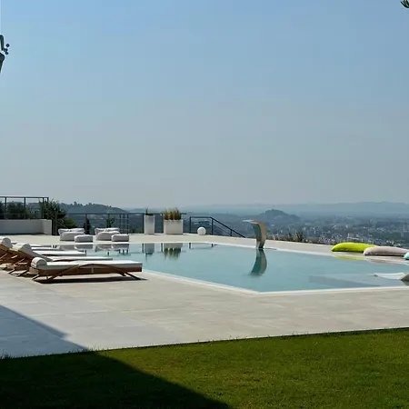 Esmi Durres Villa *