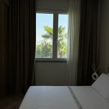 Esmi Durres Villa