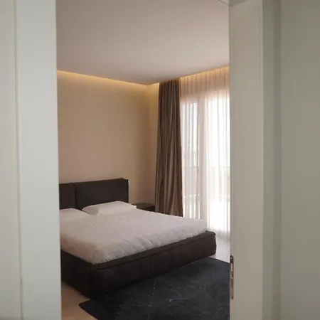 Villa Esmi Durres Kryemedhej