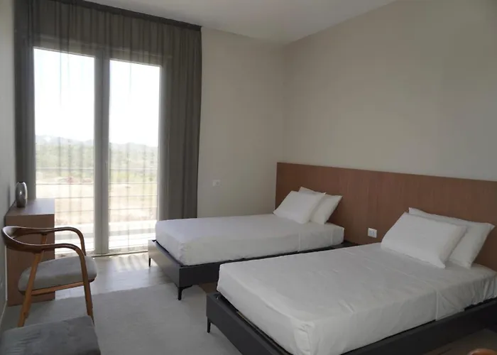 Esmi Durres * Kryemëdhej