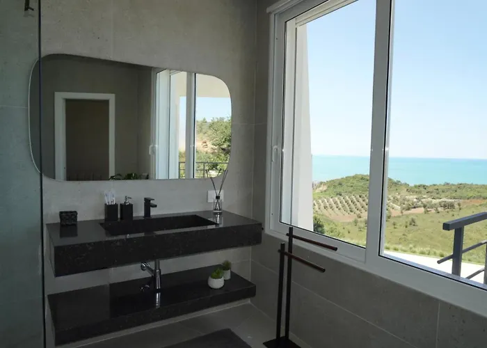 Esmi Durres 别墅 *