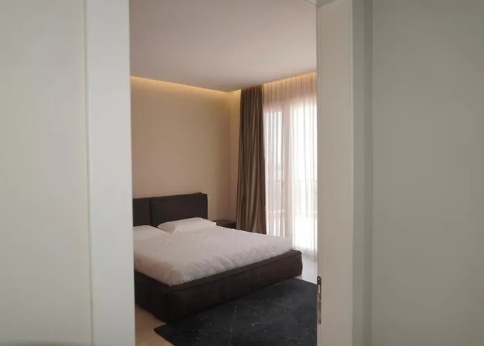 别墅 Esmi Durres Kryemëdhej